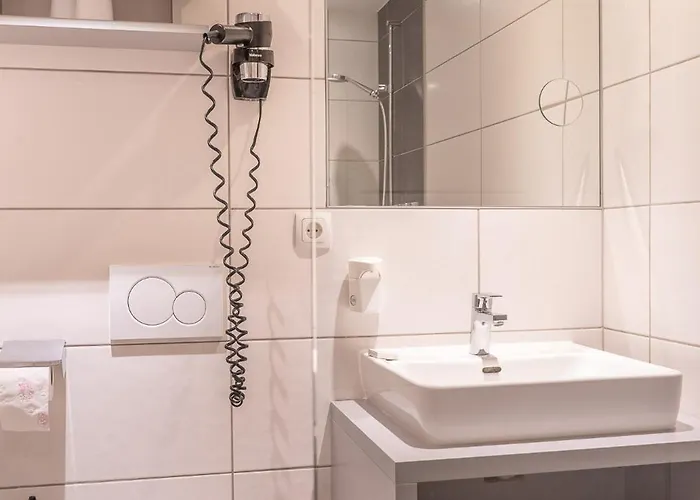 Hotel Ferienclub Bellevue Am 4*